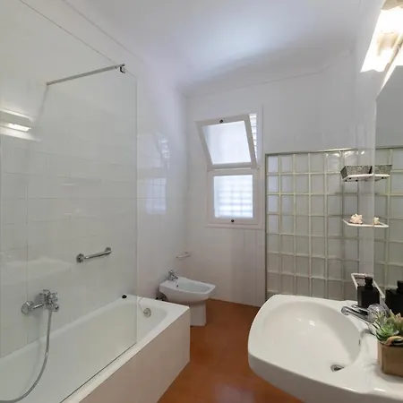 Bagues Villa Mataró