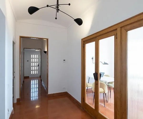 Bagues Villa *