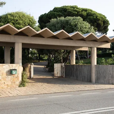 Bagues Villa *